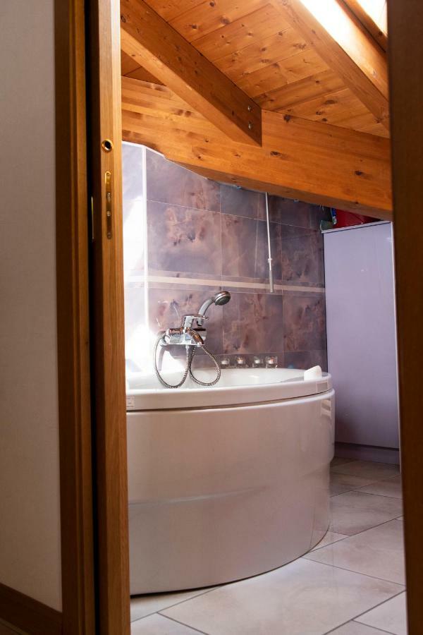 Romantic Home Sondalo Bagian luar foto